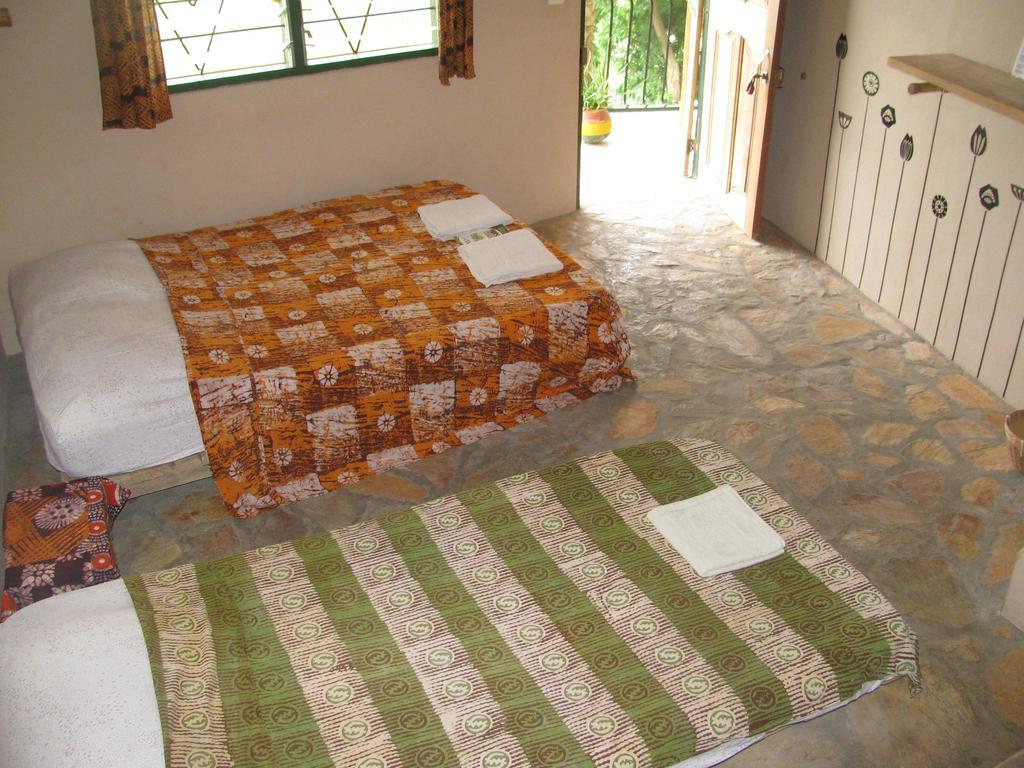 The Green Ranch Hotel คูมาซี ภายนอก รูปภาพ