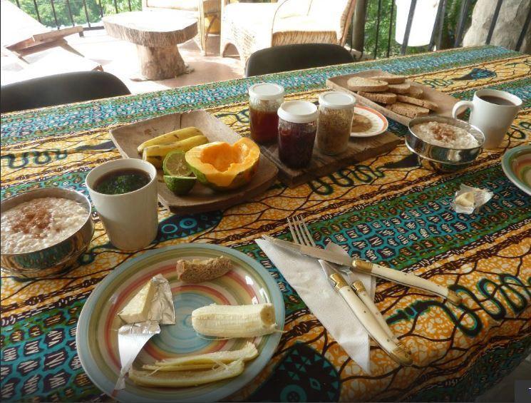 The Green Ranch Hotel คูมาซี ภายนอก รูปภาพ